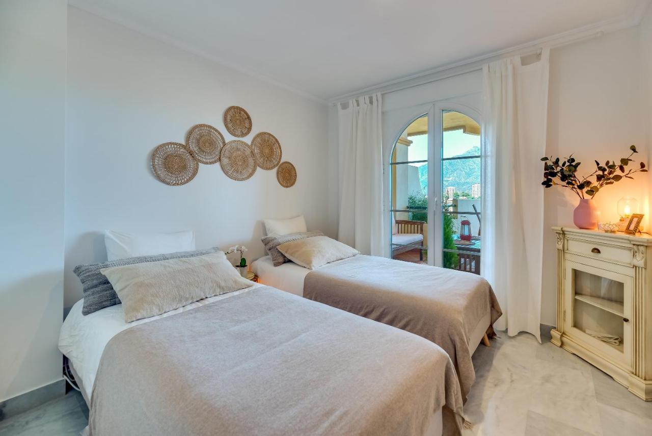 Senorio De Aloha In Puerto Banus Apartment Marbella