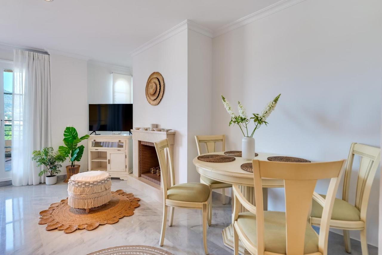 Senorio De Aloha In Puerto Banus Apartment Marbella