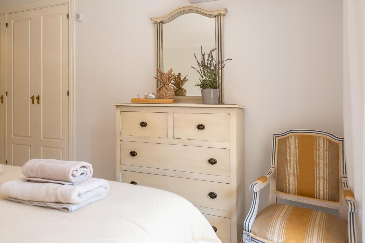 Apartment Senorio De Aloha In Puerto Banus