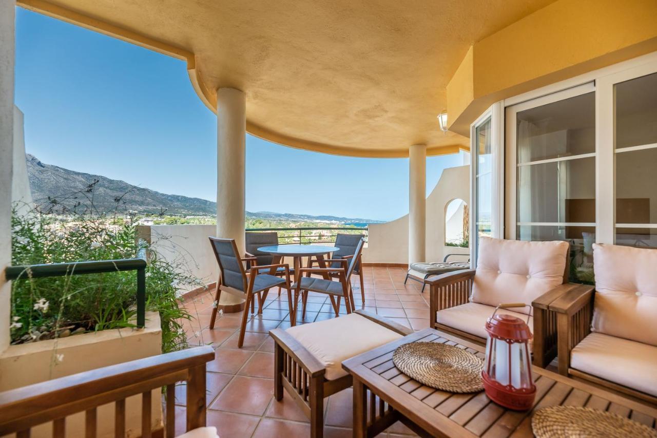 Apartment Senorio De Aloha In Puerto Banus